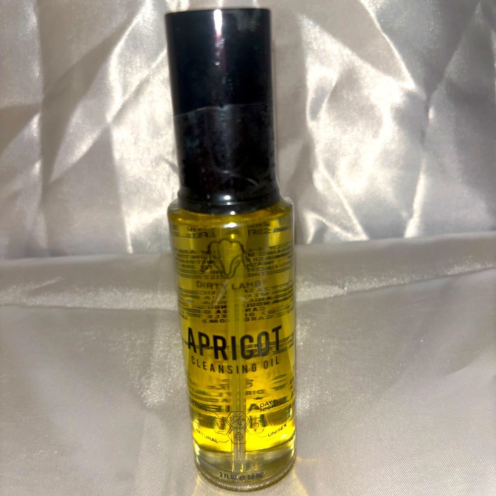The Dirty Lamb Apricot Cleansing Oil